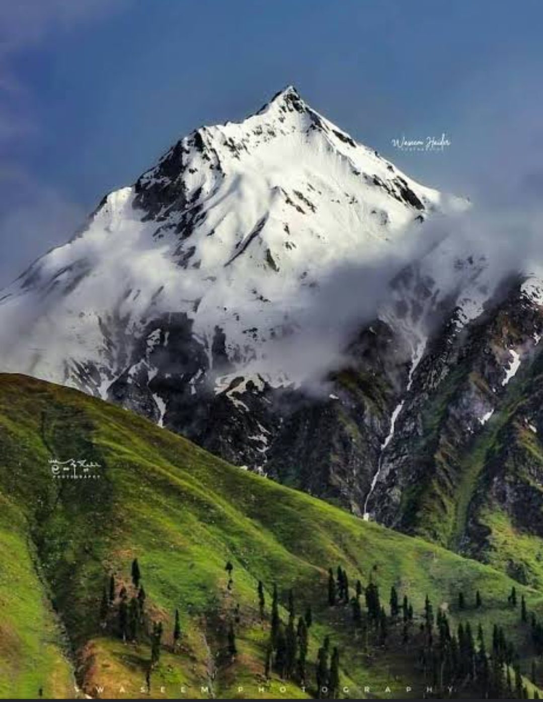 The Vibrant Naran Valley